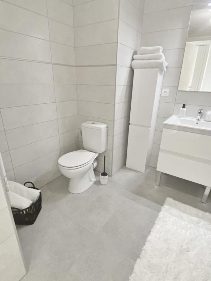 Luxurious Flat At 5 Min By Walk To Monaco, Free Parking And Sea View Apartment Бюсолей Екстериор снимка