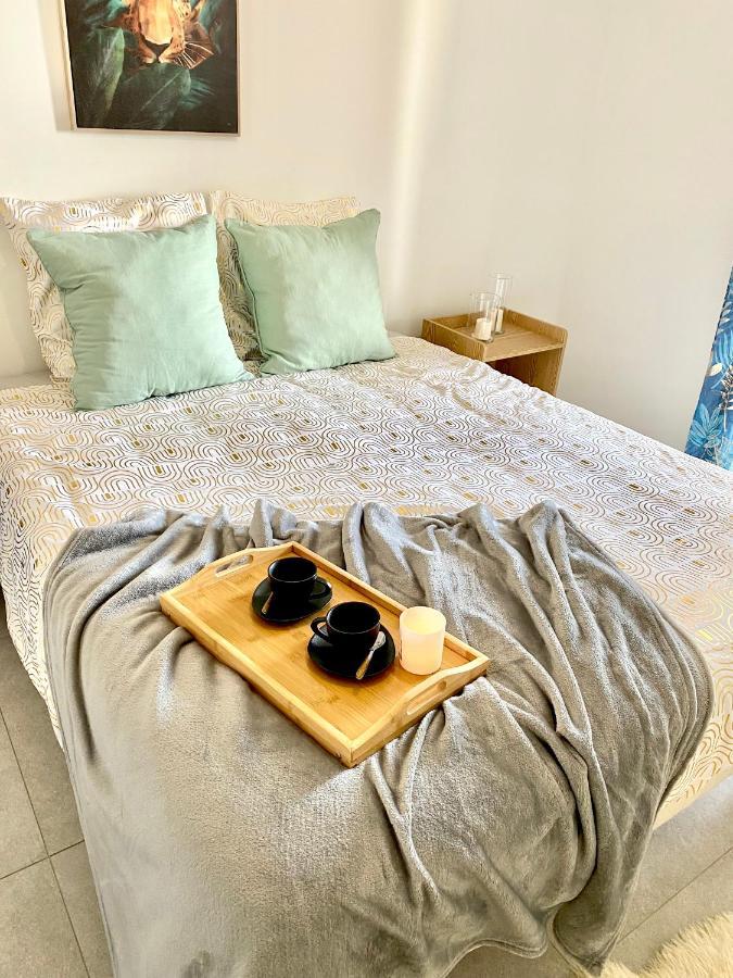 Luxurious Flat At 5 Min By Walk To Monaco, Free Parking And Sea View Apartment Бюсолей Екстериор снимка