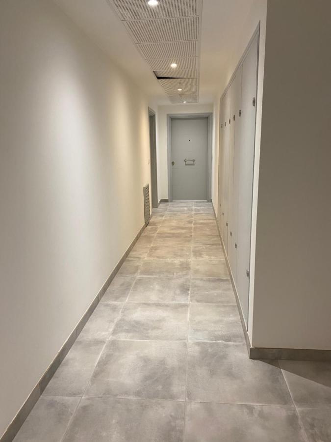 Luxurious Flat At 5 Min By Walk To Monaco, Free Parking And Sea View Apartment Бюсолей Екстериор снимка